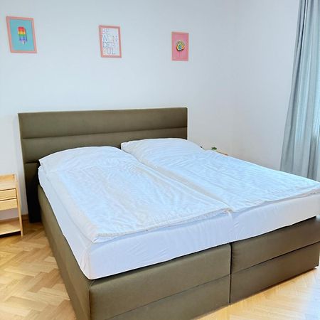 Familyvilla, New 4 Luxury Big Apartments, Parking Prag Dış mekan fotoğraf