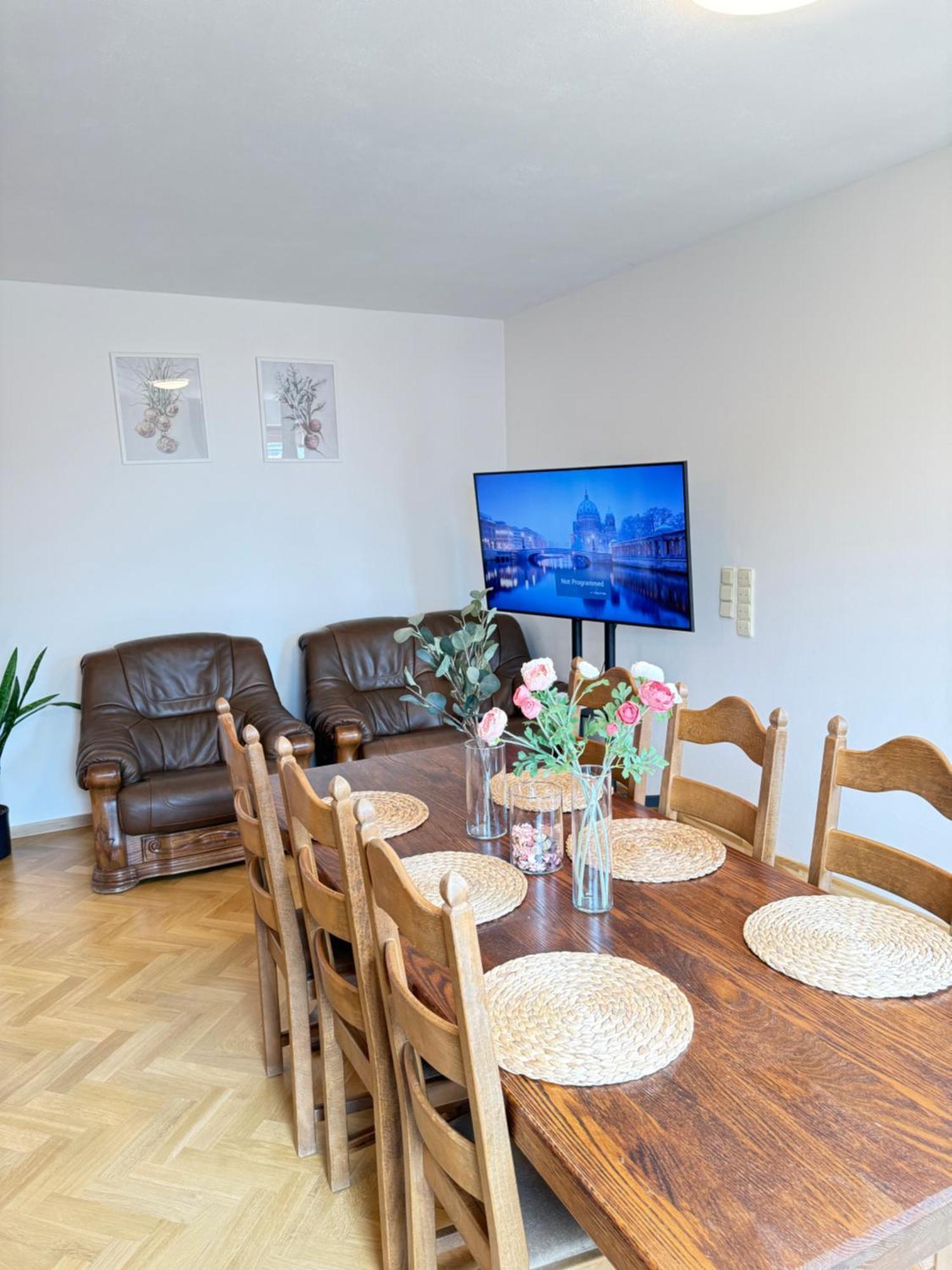 Familyvilla, New 4 Luxury Big Apartments, Parking Prag Dış mekan fotoğraf