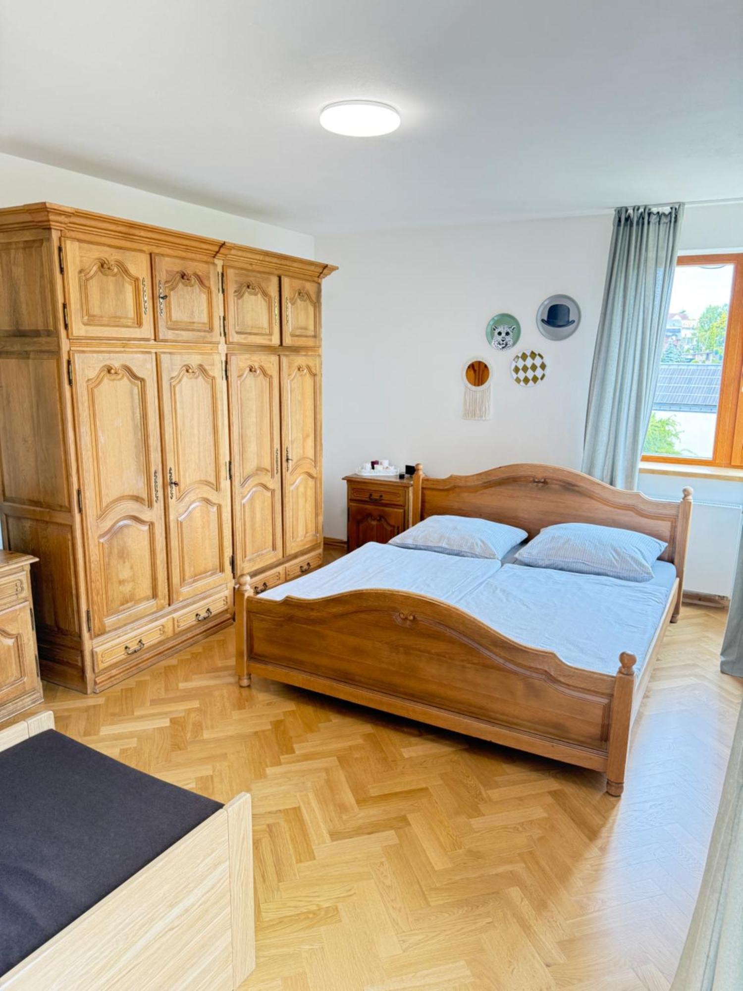 Familyvilla, New 4 Luxury Big Apartments, Parking Prag Dış mekan fotoğraf